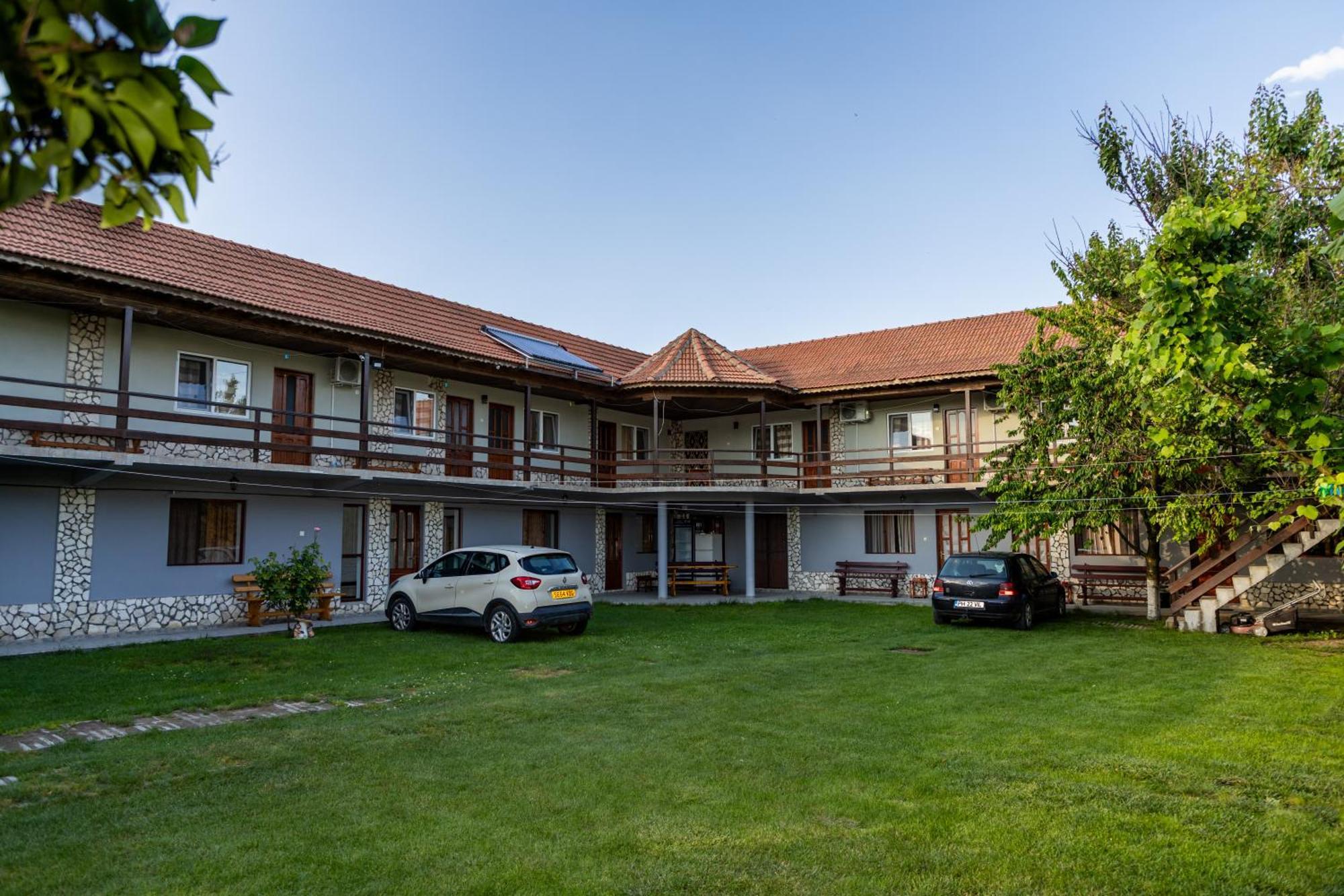 Casa Tudor Vama Veche Apartment Exterior photo